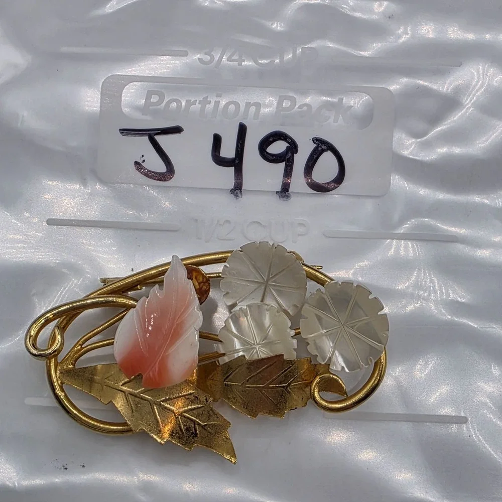 The Unbranded Brand vintage coral